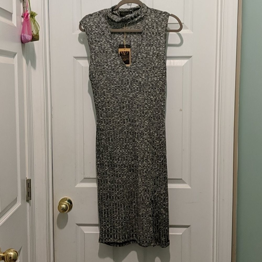 Valiant Paris black white dress Sz L NWT